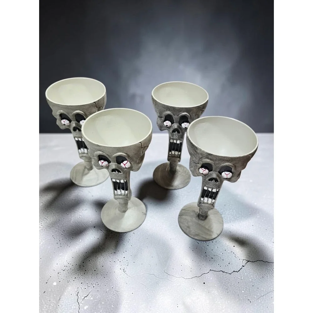Vtg Skull Goblets Set of 4 Halloween Skeleton Wine Glasses Spooky Decor Plastic